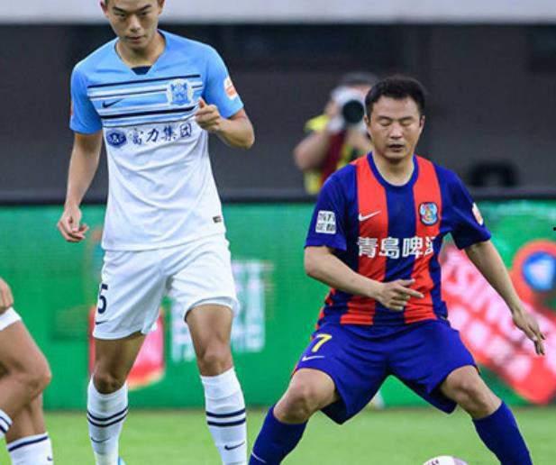 青岛球员爆料最新消息,揭秘球队内幕与转会动态 第1张 青岛球员爆料最新消息,揭秘球队内幕与转会动态 第1张
